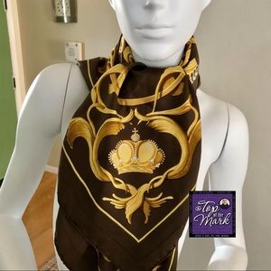 HERMÈS Couronnes Vintage 90cm Silk